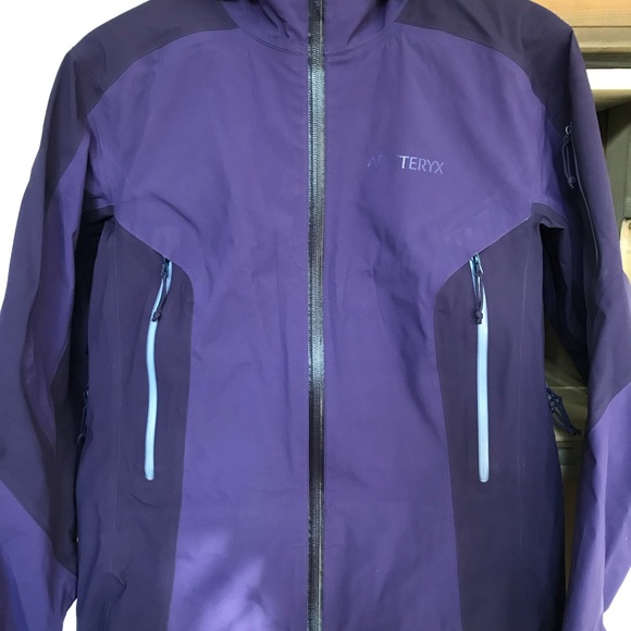 Arcteryx Jacket Women’s Medium Gore-Tex - Picture 3 of 16